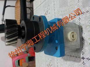 壓路機轉(zhuǎn)向泵 